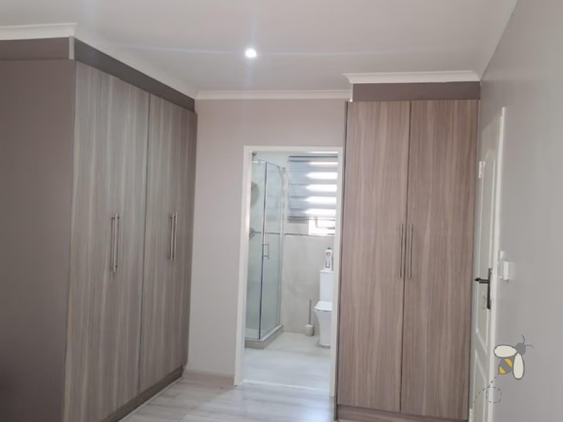 3 bedroom house to let Secunda, modern freestanding home with garage, rental for families/professionals, low-maintenance living Secunda, secure 3BR rental.