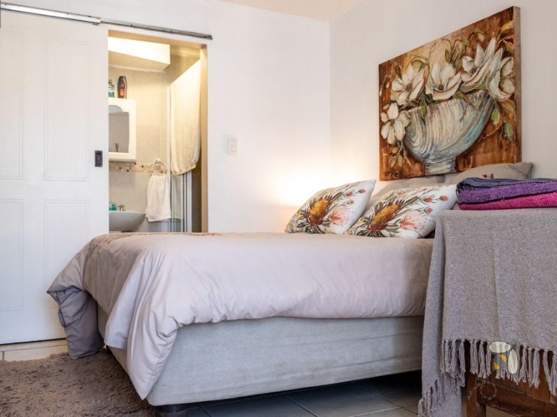 3 bedroom townhouse for rent Seemeeu Park, furnished rental Mossel Bay, pet friendly townhouse small dogs, short term rental 2025, rental with 3 bathrooms.