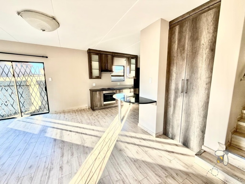 Secunda, property to rent, Extension 23, 3 bedroom, 2 bathroom, secure complex, modern home, wooden flooring, young family, open-plan design, newly developed.