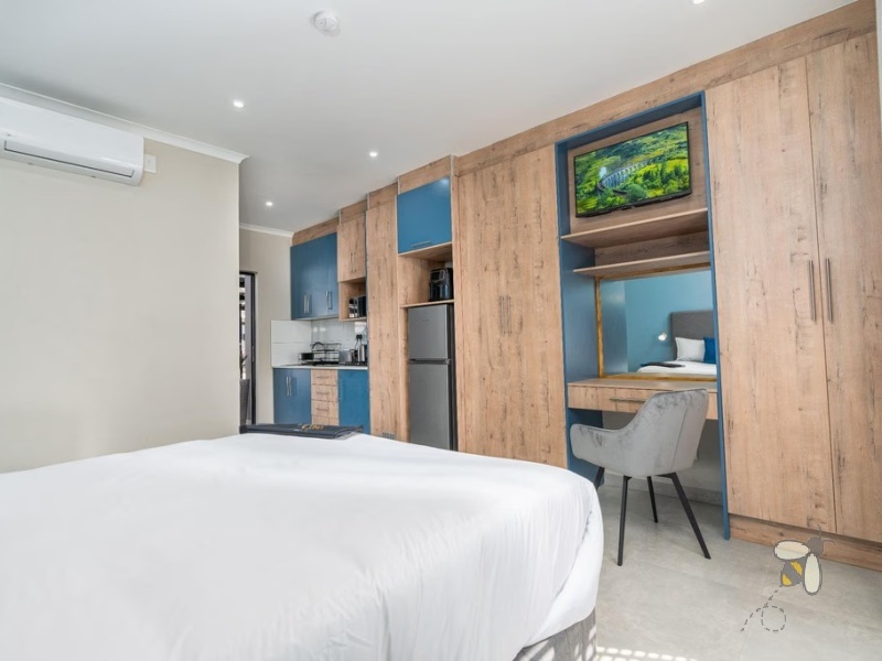 Secunda, property to rent, studio apartment, furnished room, all inclusive, daily laundry, corporate rental, Silkaatzkop, water and electricity included, secure parking, single occupancy.