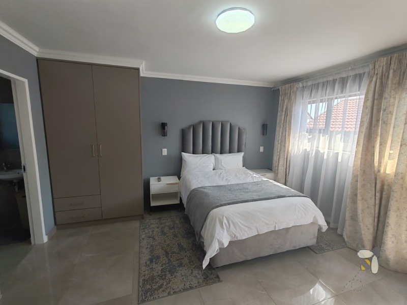 Secunda, property to rent, studio apartment, 1 bedroom, all utilities included, solar power, backup water, JoJo tank, air conditioning, secure parking, professionals, exclusive.