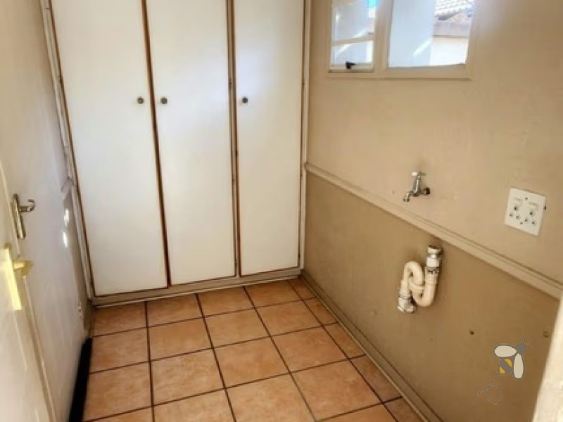 Trichardt, property to rent, 2 bedroom, 1 bathroom, townhouse, pet friendly, private yard, open plan, secure complex, single garage, quiet neighborhood.