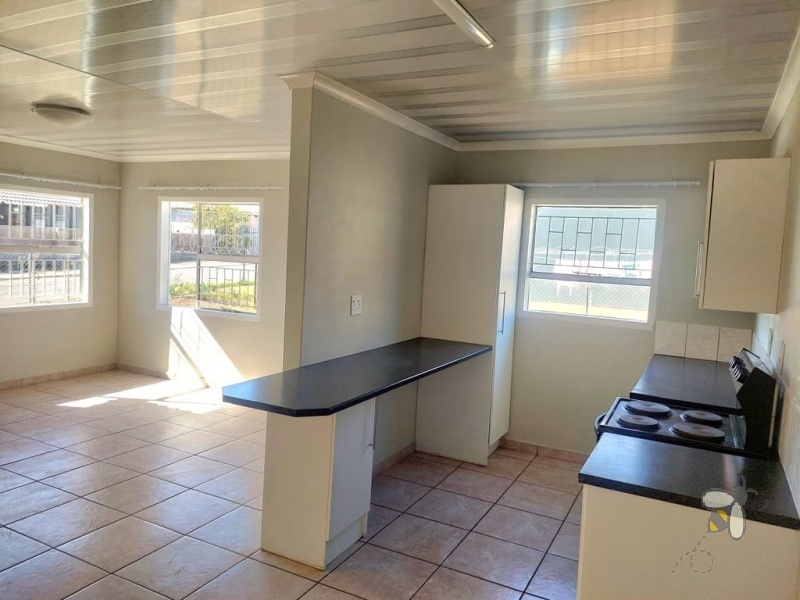 Secunda, property to rent, 3 bedroom, 1 bathroom, family house, pet friendly, secure yard, prepaid electricity, quiet neighborhood, affordable rental, start-up family.