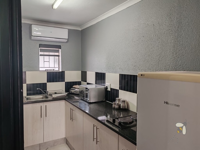 Secunda, property to rent, studio apartment, furnished room, en-suite, Ngusto Guesthouse, all utilities included, backup power, solar, JoJo tank, laundry service, professionals, private entrance.