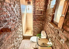 Meyerville, property to rent, 1 bedroom, fully furnished, private entrance, kitchenette, water included, single professional, student rental, hassle-free move-in.