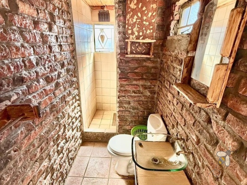 Meyerville, property to rent, 1 bedroom, fully furnished, private entrance, kitchenette, water included, single professional, student rental, hassle-free move-in.