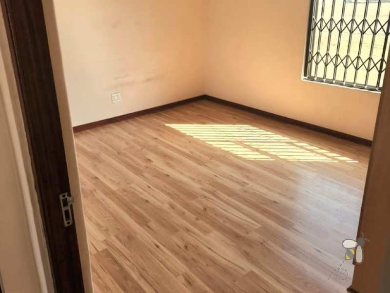 Secunda, 2 bedroom unit for sale, upmarket apartment, secure complex, modern kitchen, full bathroom, laminated flooring, garage, investment.