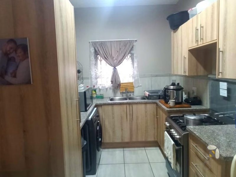 Terra Nova, Secunda, 3 bedroom home for sale, open-plan living, gas geyser, gas stove, low levies, all utilities included, pet-friendly, secure parking.