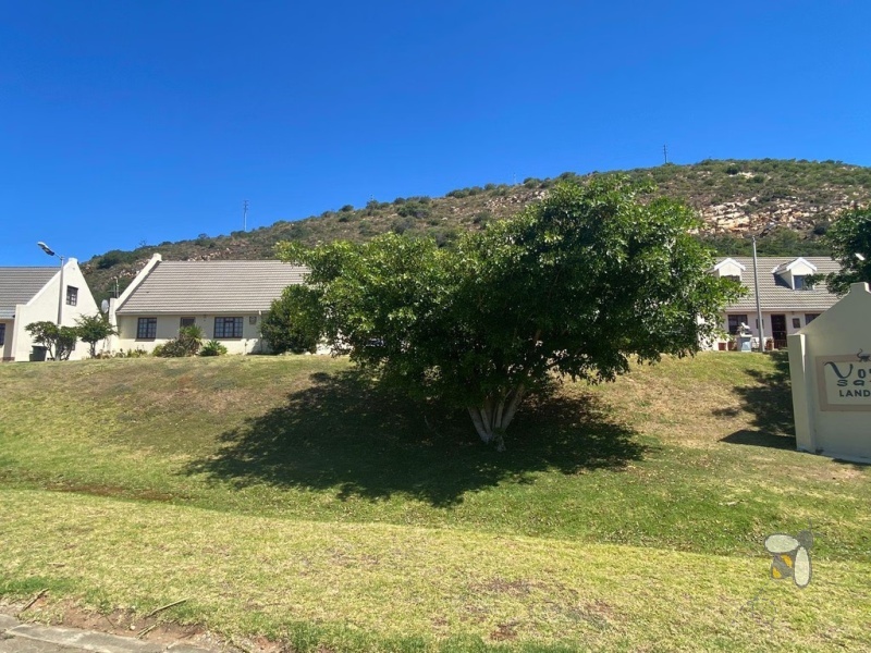 Vakansieplaas, 4 bedroom house for sale, freestanding home, north-facing, cul-de-sac, luxury home, loft, furniture included, investment property, PPRA registered.