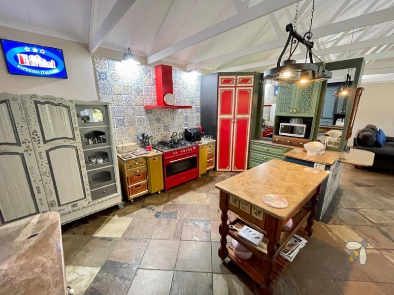 Secunda, luxury house for sale, prime location, green strip view, open-plan living, solar system, inverter, Jojotank, indoor braai, double garage, swivel door.