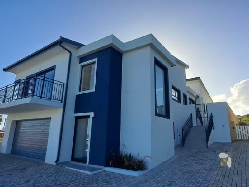 Dana Bay, 3 bedroom duet for sale, sea views, modernized rooms, open-plan living, private driveway, cute garden, modern finishes, PPRA registered.