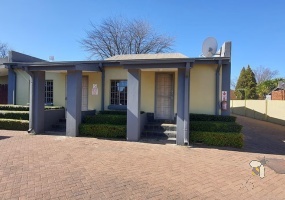 Standerton Central, guesthouse for sale, investment opportunity, nine rooms, self-catering, VAT included, furniture included, heat pump, JoJo tank, three-phase power.