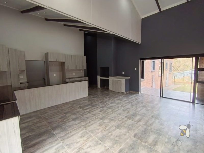 Island View, 3 bedroom duet for sale, single-level, newly built, ocean views, valley views, dual braai, granite kitchen, gas hob, walk-in pantry, double garage, modern finishes.