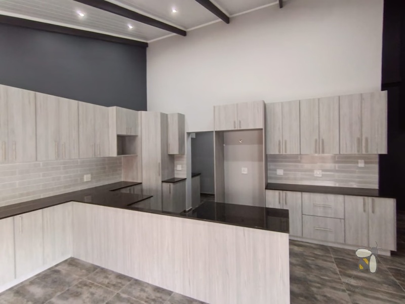 Island View, 3 bedroom duet for sale, single-level, newly built, ocean views, valley views, dual braai, granite kitchen, gas hob, walk-in pantry, double garage, modern finishes.