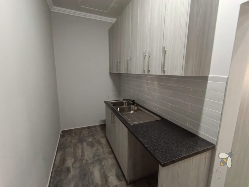 Island View, 3 bedroom duet for sale, single-level, newly built, ocean views, valley views, dual braai, granite kitchen, gas hob, walk-in pantry, double garage, modern finishes.