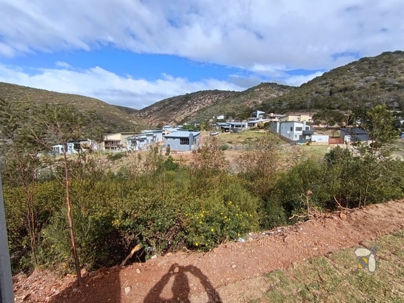 Island View, 3 bedroom duet for sale, single-level, newly built, ocean views, valley views, dual braai, granite kitchen, gas hob, walk-in pantry, double garage, modern finishes.