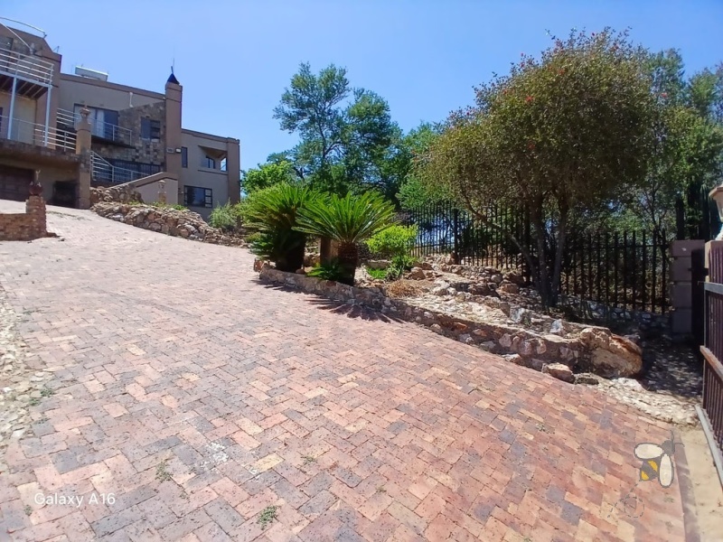 Vaaloewer, Gauteng, 4 Bedrooms Bedrooms, 0 ,House,For Sale,0,11315