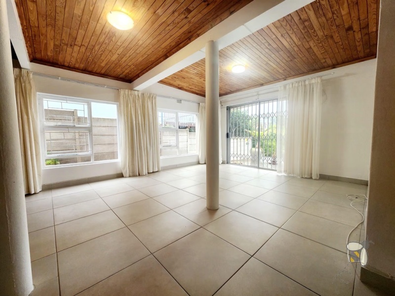 Tergniet, 3 bedroom house for sale, prime location, close to beach, older home, renovation potential, dual living, braai room, double garage, coastal retreat, PPRA registered.