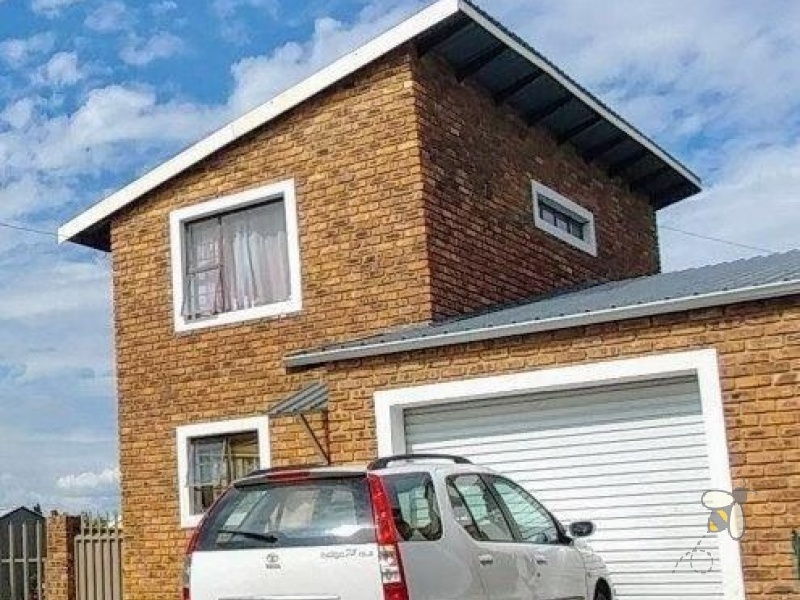Secunda, Extension 22, townhouse complex for sale, four units, investment property, rental income, R30000, long-term lease, subdivisible stand, lock-up garages, double-story.