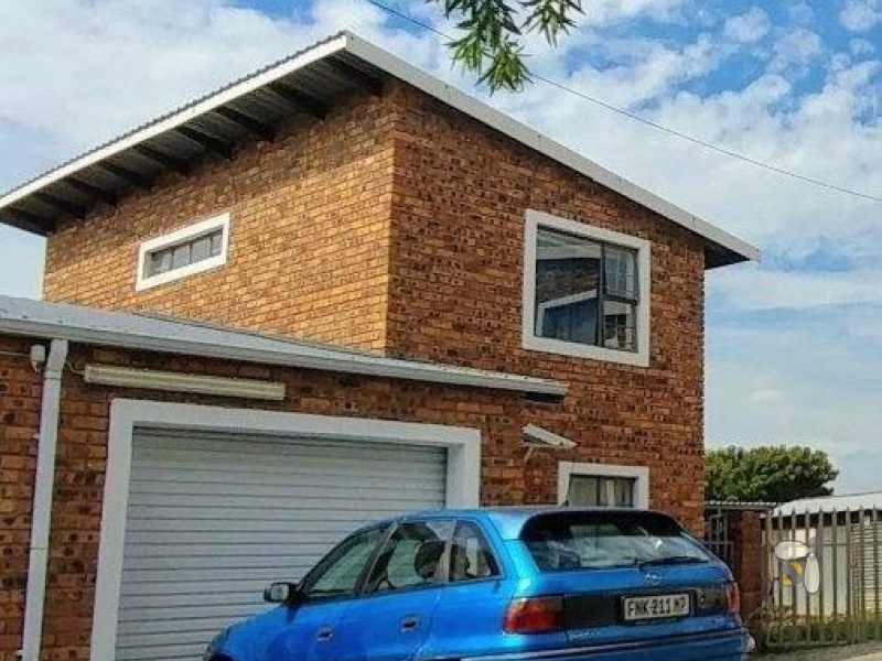 Secunda, Extension 22, townhouse complex for sale, four units, investment property, rental income, R30000, long-term lease, subdivisible stand, lock-up garages, double-story.