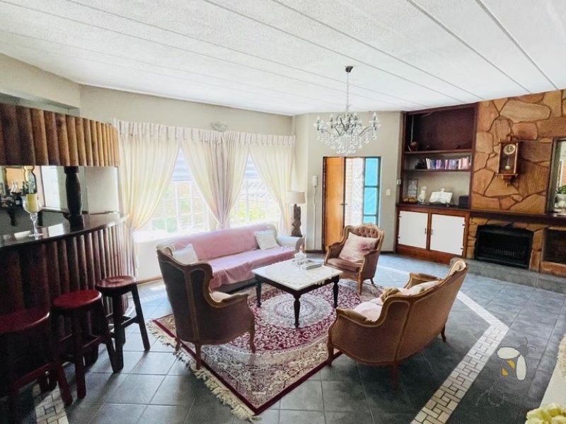 Secunda, 5 bedroom house for sale, guesthouse potential, no load shedding, solar power, inverter system, lithium batteries, JoJo tank, indoor braai, unique pool, en-suite bedrooms.