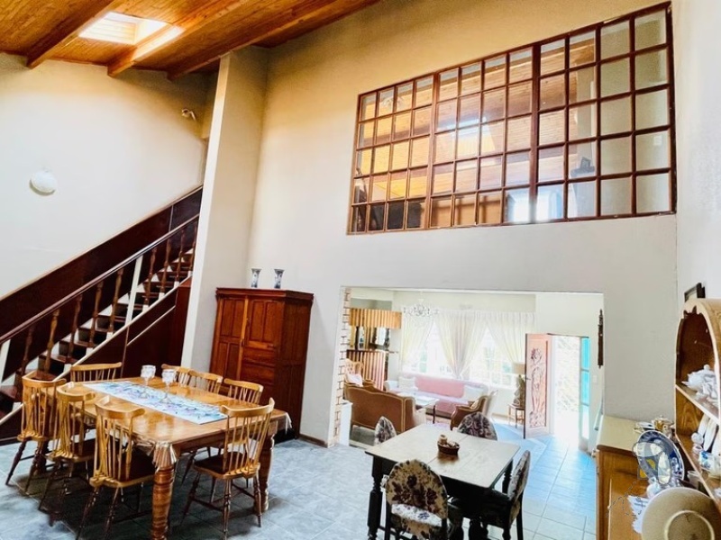 Secunda, 5 bedroom house for sale, guesthouse potential, no load shedding, solar power, inverter system, lithium batteries, JoJo tank, indoor braai, unique pool, en-suite bedrooms.