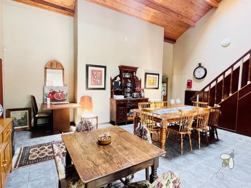 Secunda, 5 bedroom house for sale, guesthouse potential, no load shedding, solar power, inverter system, lithium batteries, JoJo tank, indoor braai, unique pool, en-suite bedrooms.