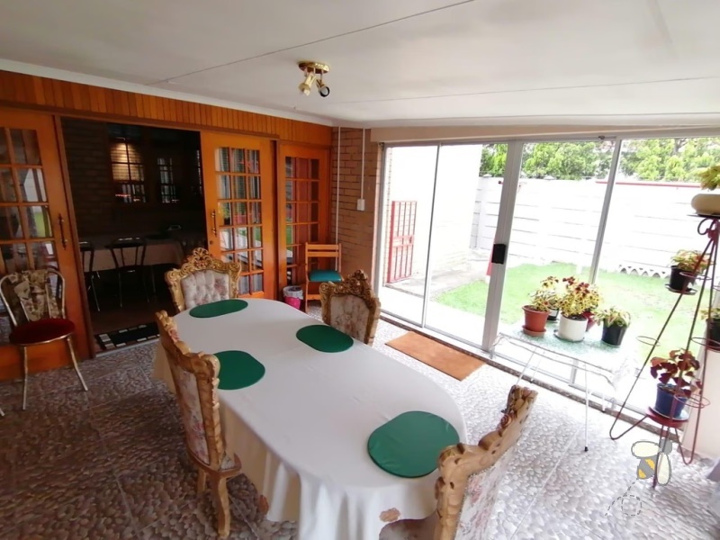 Secunda, spacious house for sale, big stand, 3 bedroom, flatlet, rental income, study, 3 bathrooms, family home, great location.