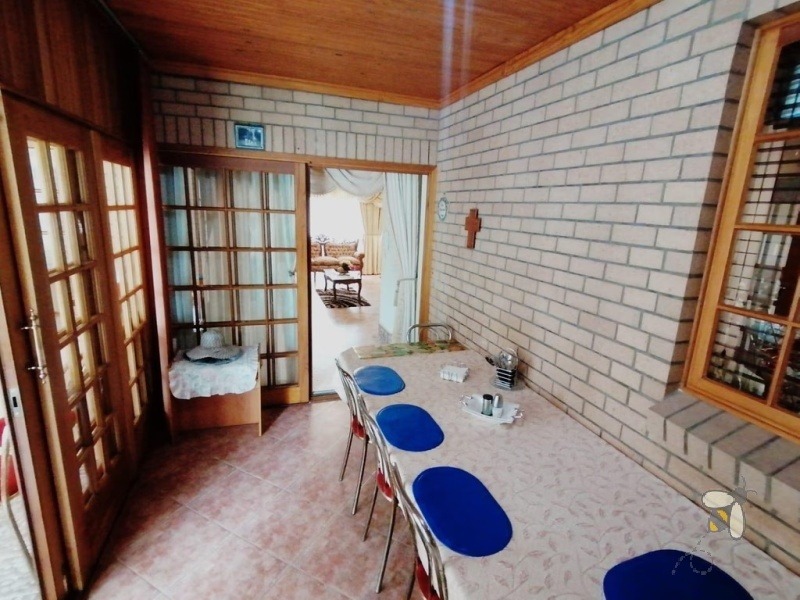 Secunda, spacious house for sale, big stand, 3 bedroom, flatlet, rental income, study, 3 bathrooms, family home, great location.