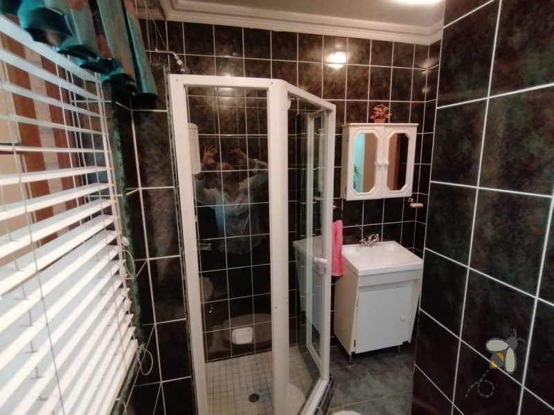 Secunda, spacious house for sale, big stand, 3 bedroom, flatlet, rental income, study, 3 bathrooms, family home, great location.