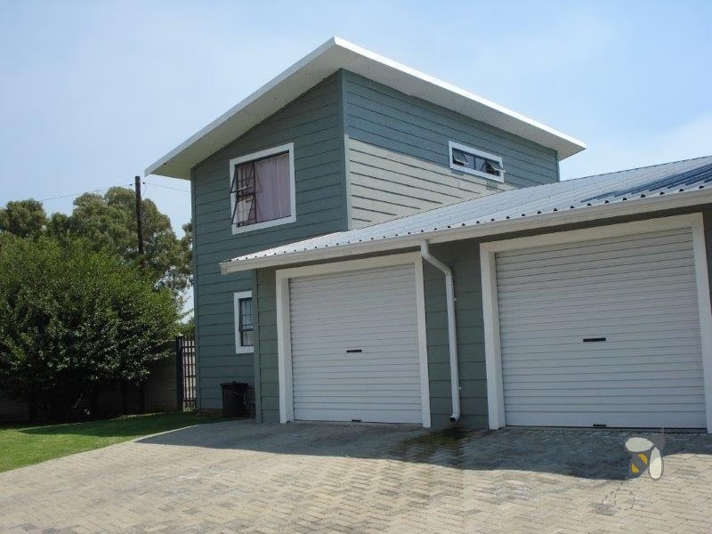 Secunda, investment property, complex for sale, rental income, R26000, multi-unit property, duplexes, single-family home, lock-up garages, well maintained.