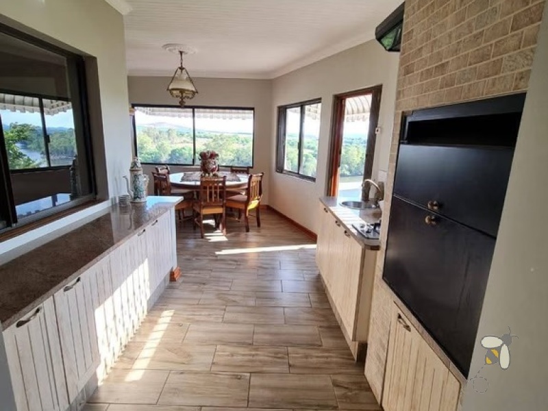 Vaaloewer, 5 bedroom house for sale, river views, Vaal River, solar power system, private gym, alarm system, CCTV, 4 garages, JoJo tank, luxury home.