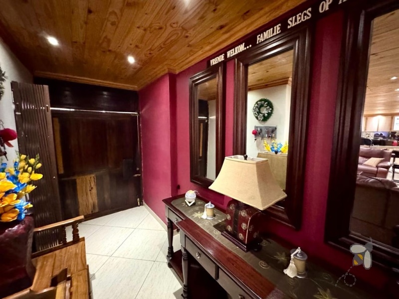 Secunda, 4 bedroom house for sale, flatlet, rental income, dual kitchens, Jetmaster fireplace, swimming pool, lapa, built-in braai, luxury home, granite countertops, double eye-level oven.