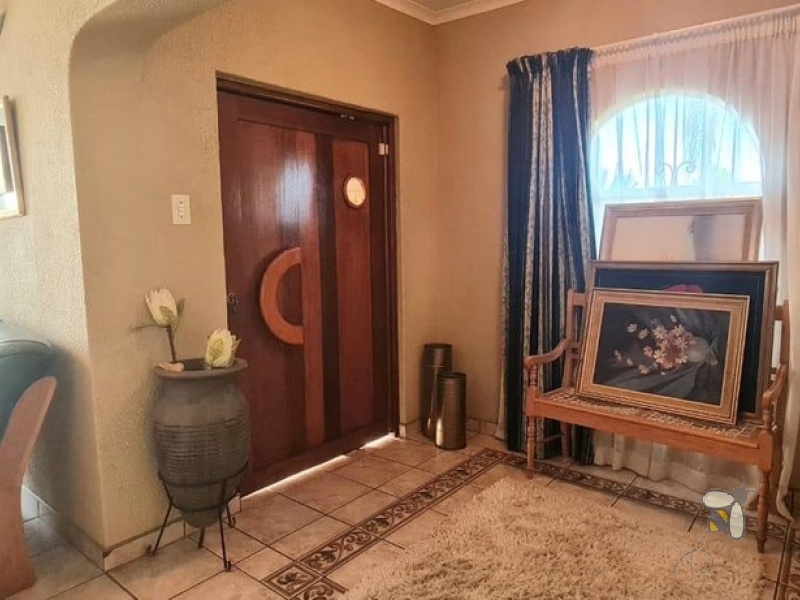 Secunda, 5 bedroom house for sale, double story, face brick, 40kVA generator, borehole, 16 camera CCTV, lapa, built-in braai, underfloor heating, luxury living, secure home.