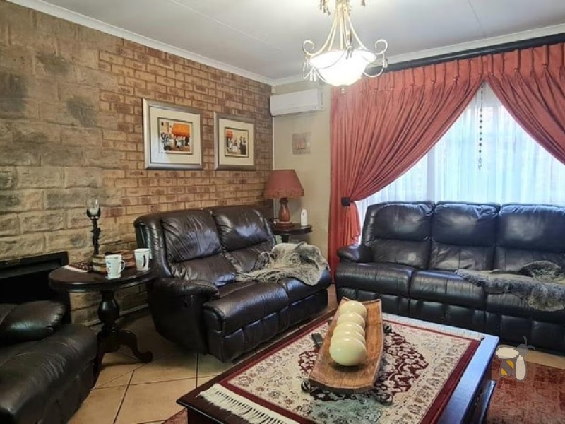 Secunda, 5 bedroom house for sale, double story, face brick, 40kVA generator, borehole, 16 camera CCTV, lapa, built-in braai, underfloor heating, luxury living, secure home.