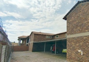 Secunda, investment property, complex for sale, 4 flatlets, rental income, R23000, low maintenance, face brick, sectional title potential, 2 bedroom 2 bathroom, covered parking.