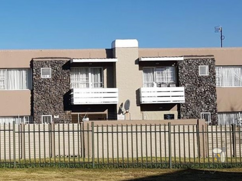 Secunda, investment property, complex for sale, townhouse complex, rental income, R22000, low maintenance, Secunda Primary School, lock-up garage, 3 bedroom flat, 2 bedroom apartment.
