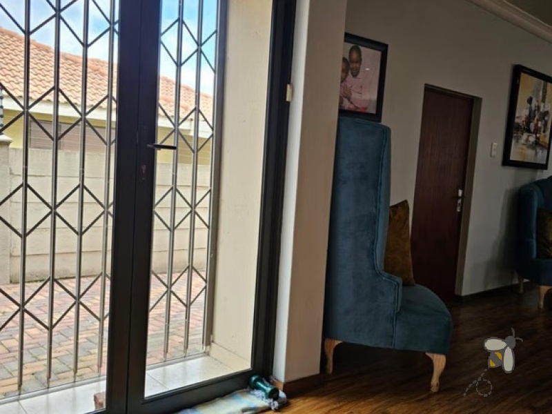 Secunda Noordrand, 5 bedroom house for sale, modern design, family home, spacious living, double garage, alarm system, pool potential, scullery, low maintenance.