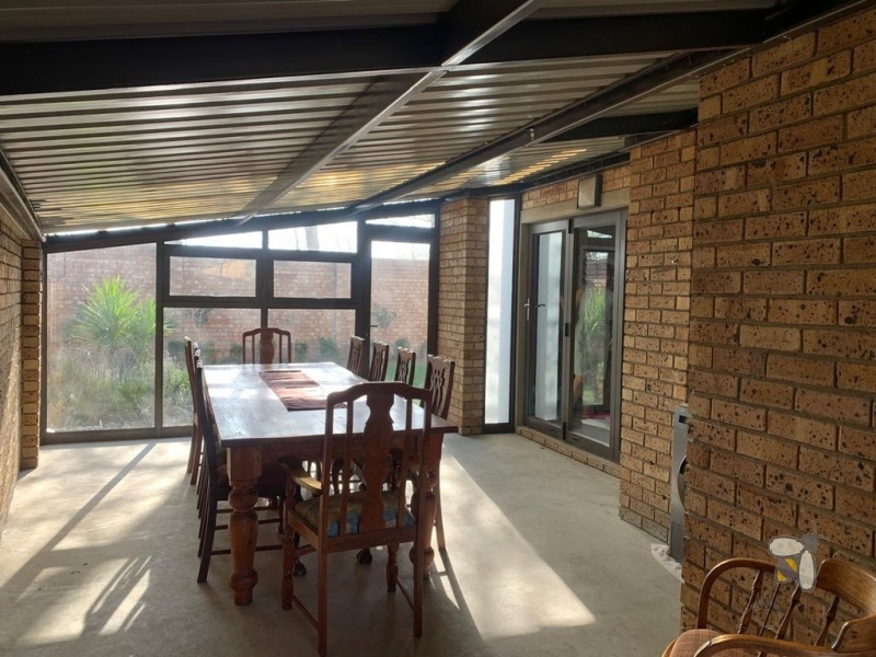 Secunda, 3 bedroom duplex, gated estate, secure complex, low levies, JoJo tank, gas hob, office space, double garage potential, low maintenance, convenient location.