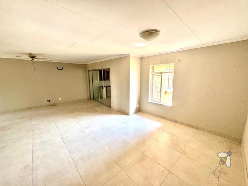 Secunda, 4 bedroom house for sale, newly renovated, green area, indoor entertainment, built-in braai, granite counters, fireplace, outside room, guest suite, double garage, prime location.