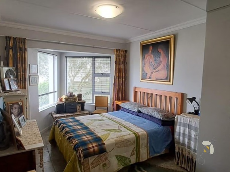 Hartenbos, Oestervanger, 2 bedroom apartment for sale, new development, gas geyser, 3 kVA inverter, load-shedding ready, pet-friendly, coastal lifestyle, lock-up-and-go, holiday investment.