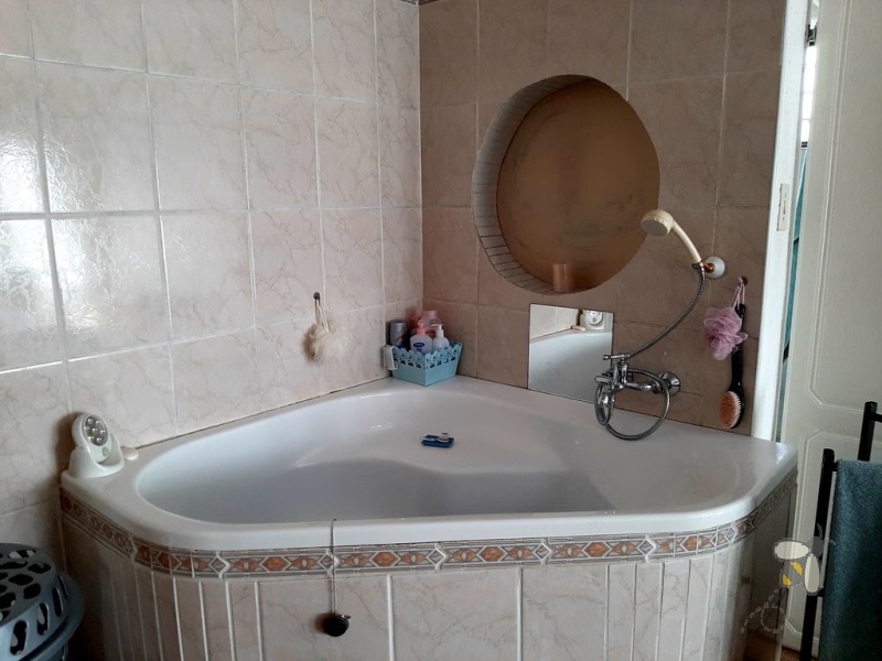 Secunda, 6 bedroom house for sale, prime location, luxurious home, guest house potential, corner stand, two entrances, granite kitchen, indoor lapa, built-in braai, large family home.