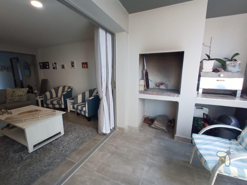 Island View, 3 bedroom unit for sale, lock up and go, fully furnished, holiday home, investment property, store room, tiled kitchen, Langeberg Mall, convenient location.