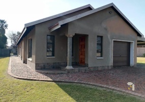 Dalpark Proper, Gauteng, 6 Bedrooms Bedrooms, 0 ,4 BathroomsBathrooms,House,For Sale,0,11388