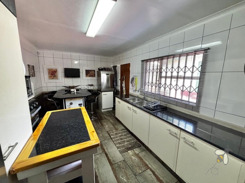 Secunda, 3 bedroom house for sale, 4th bedroom option, caravan garage, built-in braai, inverter system, JoJo tank, alarm system, wendy houses, ample storage, secure setting.