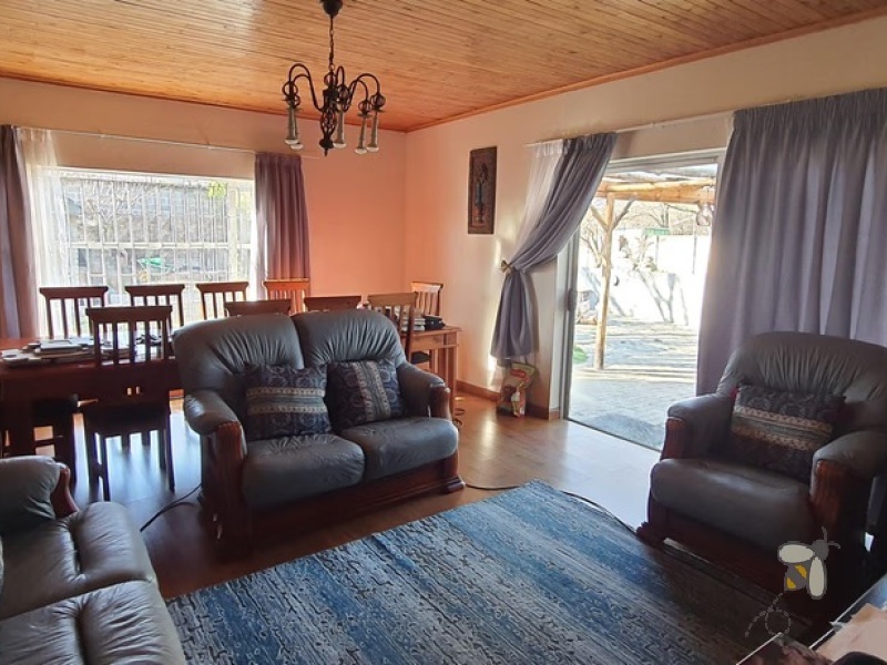 Standerton Central, 3 bedroom house for sale, prime location, near high school, sports grounds, flatlet, rental income, gas stove, fireplace, spa bath, double garage, move-in ready.