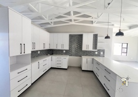 Jeffreys Bay, Eastern Cape, 3 Bedrooms Bedrooms, 0 ,2 BathroomsBathrooms,House,For Sale,0,11434