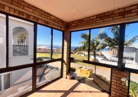 Wavecrest, Eastern Cape, 4 Bedrooms Bedrooms, 0 ,2 BathroomsBathrooms,House,For Sale,0,11463