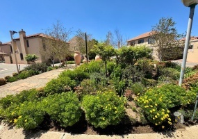 Secunda complex, modern living, 3 bedroom house for sale, solar inverter system, JoJo water tank, granite countertops, enclosed patio, scullery, double garage, sought-after location.