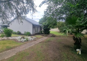 Secunda, neat property, spacious rooms, 3 bedroom house for sale, tiled throughout, bath and shower, patio, garden view, single garage, domestic quarters, fenced yard.